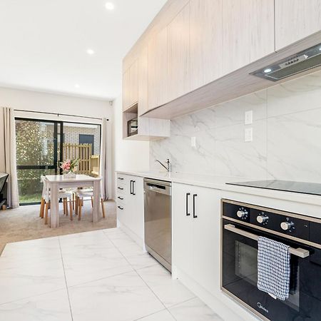 Cozy Brand New Townhouse 15 Villa Auckland Esterno foto